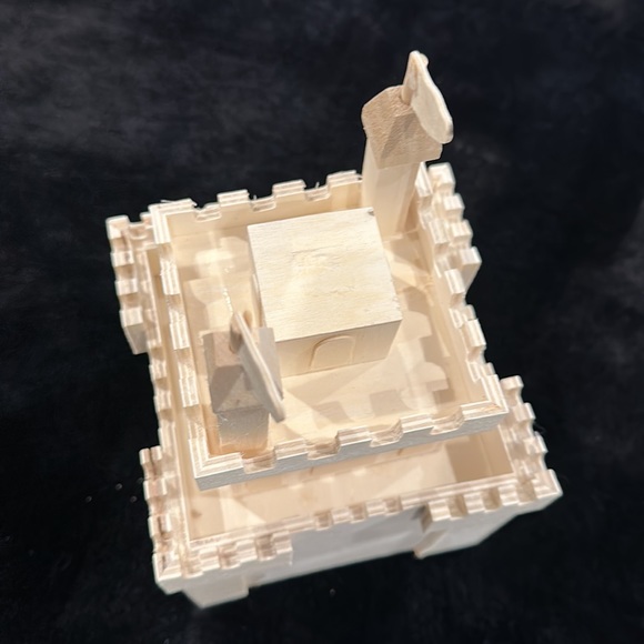 Brand new Make Market wood bird house - Picture 4 of 4